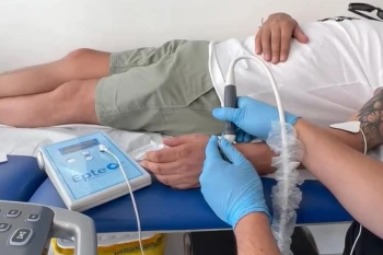 Qué es la Electrólisis Percutánea y cómo sirve para la recuperación de lesiones